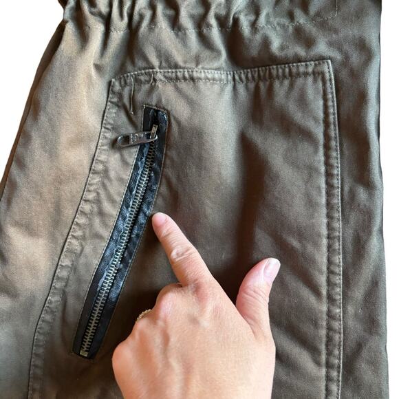 Steve Madden Women's Cotton Anorak with Zip Pockets- Size Medium - Picture 9 of 16